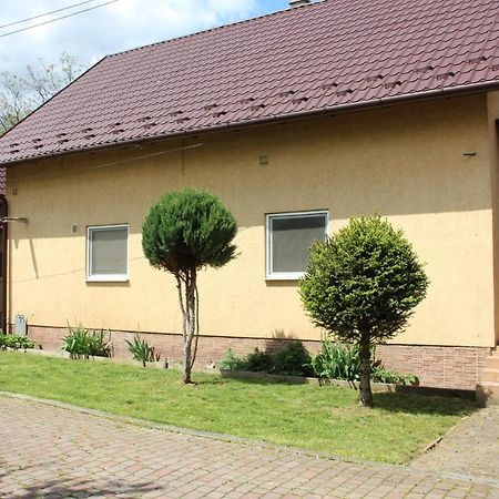 Ріточка Appartement Berehove  Buitenkant foto