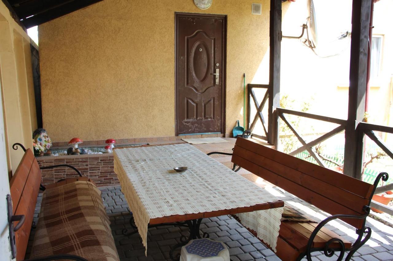 Ріточка Appartement Berehove  Buitenkant foto